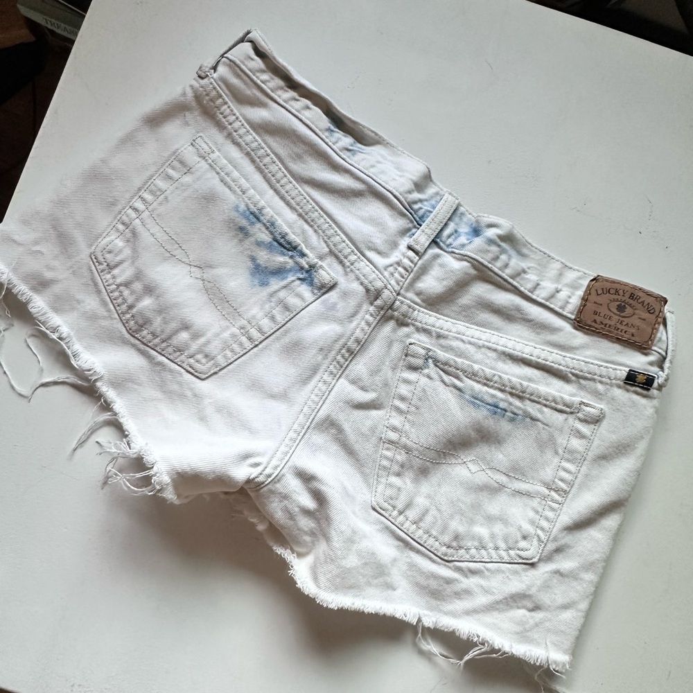 Lucky brand cut off jean shorts acid wash 2/26